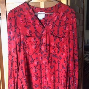 Maeve by Anthropologie red long sleeved shirt with pattern